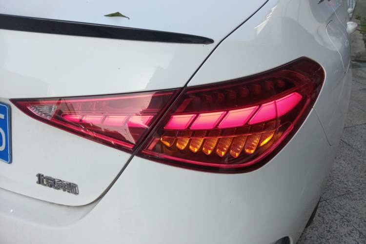 Used Mercedes-Benz C-Class 2024 Facelifted C-Class 260 L Night Edition Sports Version