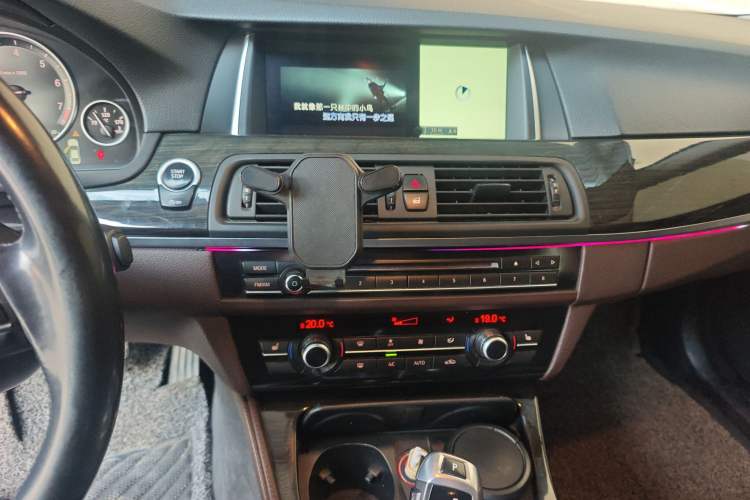 Used BMW 5 Series 2014 525Li Luxury Design Package
