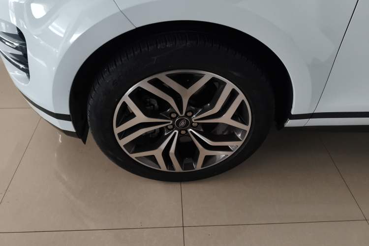 Used Land Rover Range Rover Evoque 2022 Aurora L 249 PS R-Dynamic Luxury Edition
