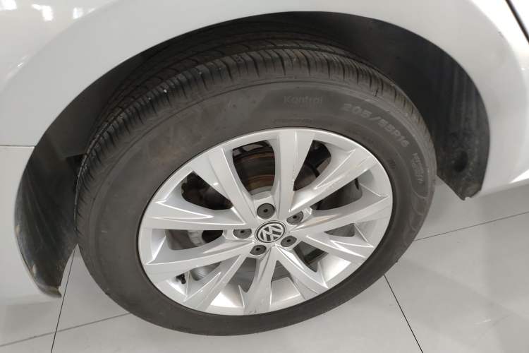 Used Volkswagen Lavida 2017 1.6L Automatic Comfort Edition