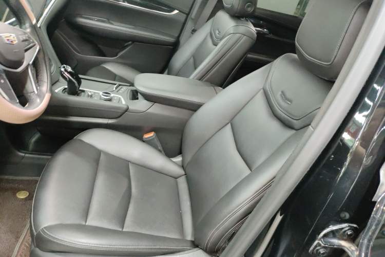 Used Cadillac XT5 2021 2.0T Two-Wheel Drive Luxury Version
