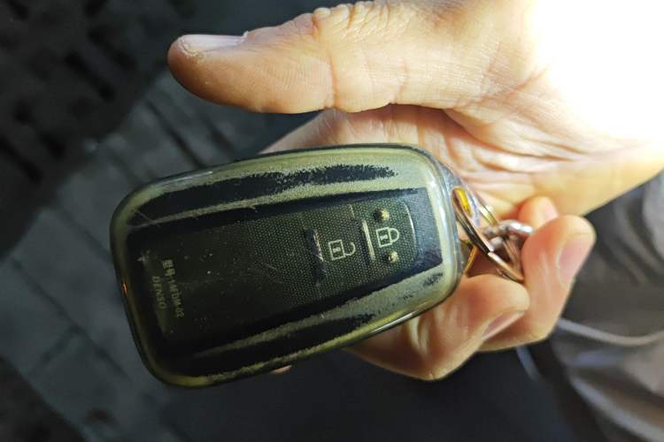 Used Toyota Crown Kluger 2021 2.5L HEV Four-Wheel Drive Luxury Edition Vehicle Key