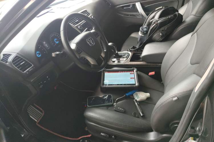 Used CHANGAN Raeton 2014 1.8T Automatic Prestige Anniversary Edition China V Standard Driver Seat