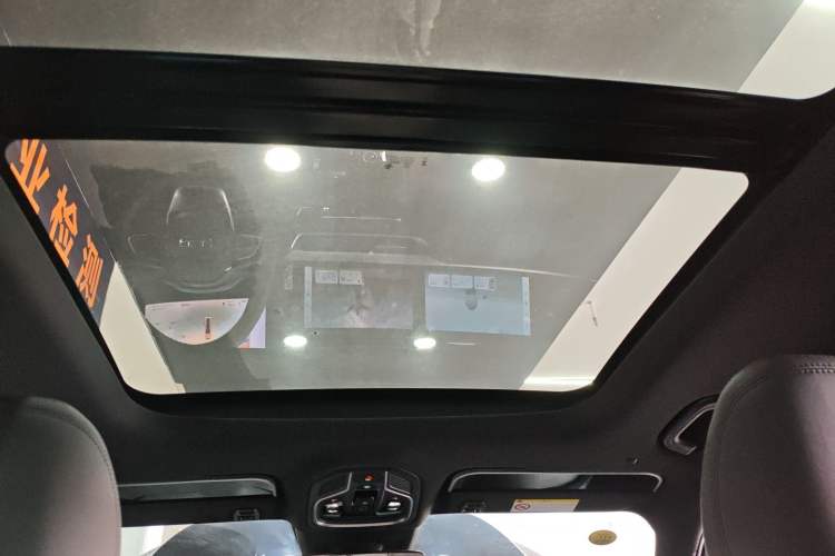 Used Geely Auto Monjaro L 2024 2.0TD DCT EVO Two-Wheel Drive Long-Range Version Headliner