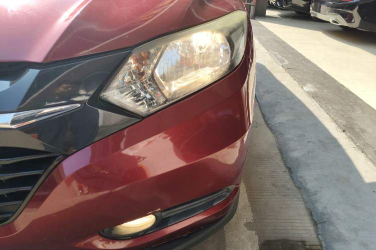 Used Honda Vezel 2015 1.8L CVT 2WD Elite Model
