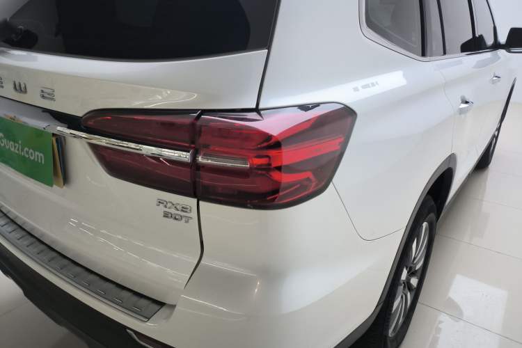 Used Roewe RX8 2019 30T Two-Wheel Drive Supreme Flagship Edition