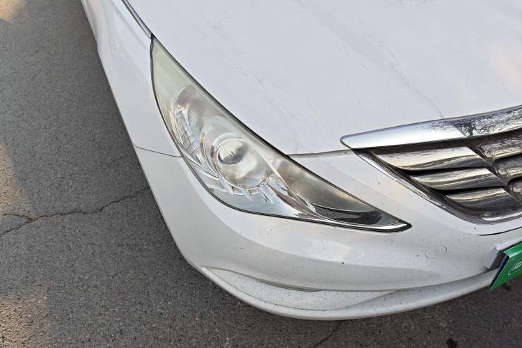 Used Hyundai Sonata 2011 2.0L Automatic Luxury Edition
