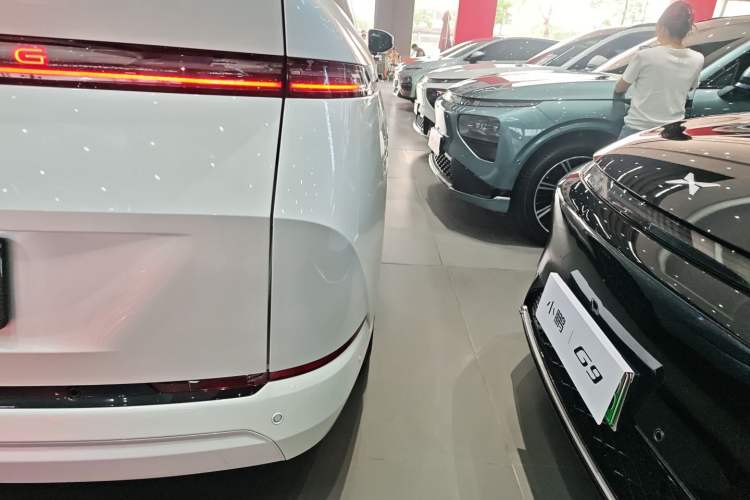 Used XPeng X9 2026 Model—Range-Extended Version 1602 Ultra Exterior 3