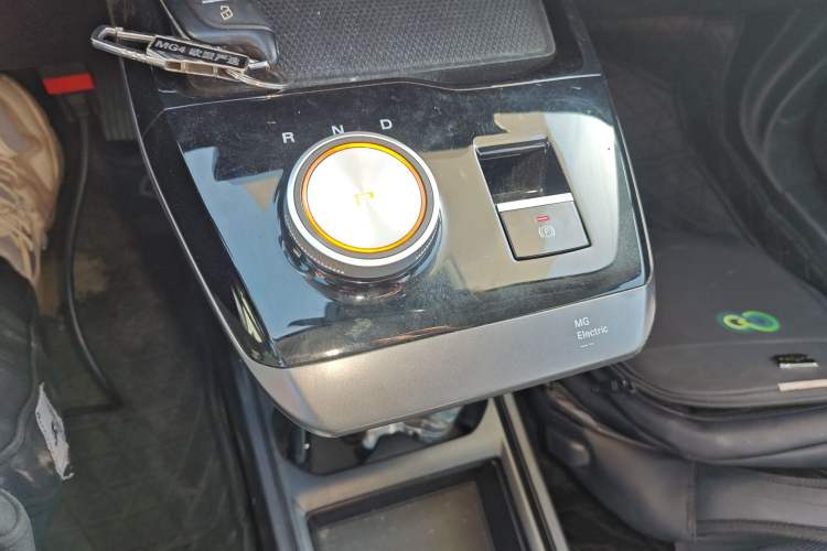 Used MG 4 EV 2022 425 km Luxury Edition
