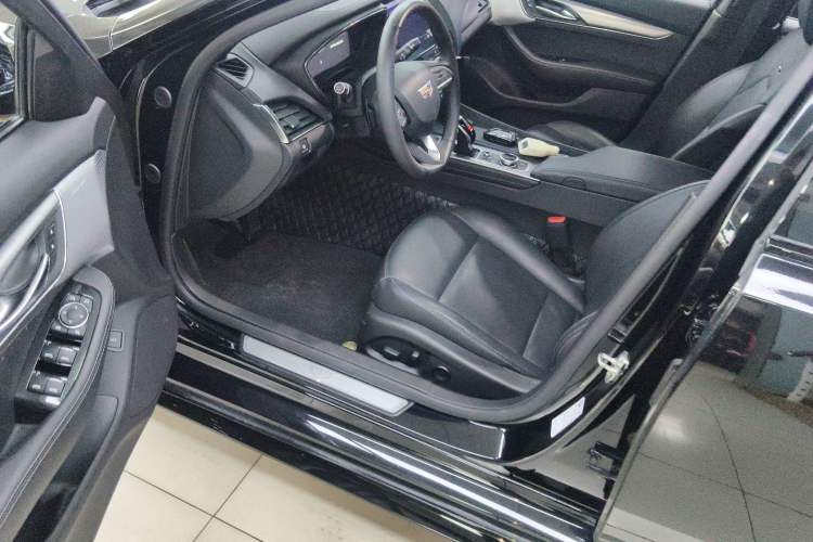 Used Cadillac CT5 2023 28T Prestige Model
