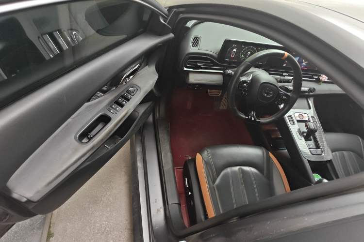 Used GAC Trumpchi EMPOW 2022 270T DCT J16 R-Style Track Edition Driver Seat