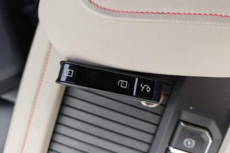 Used Lynk & Co 06 2020 1.5T YAO Halo
