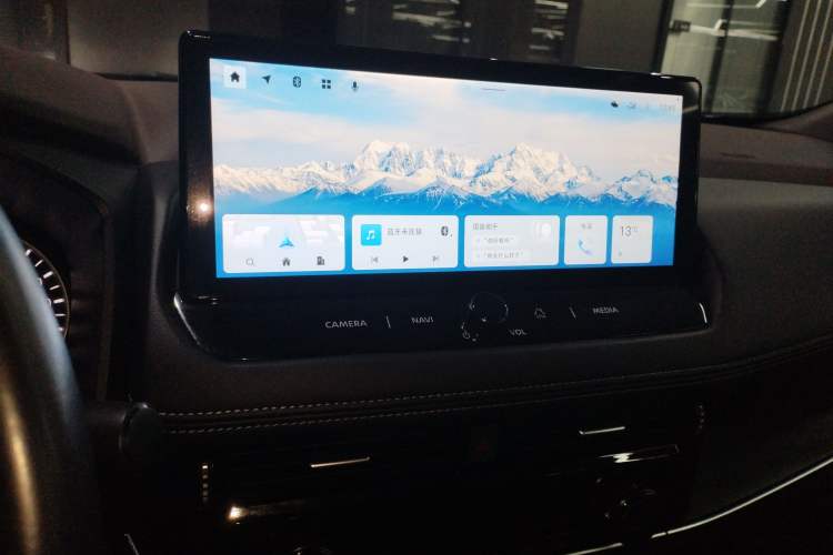 Used Nissan X-Trail 2023 e-POWER Ultra-Hybrid Dual-Motor All-Wheel-Drive Luxury Edition Audio And AC Panel