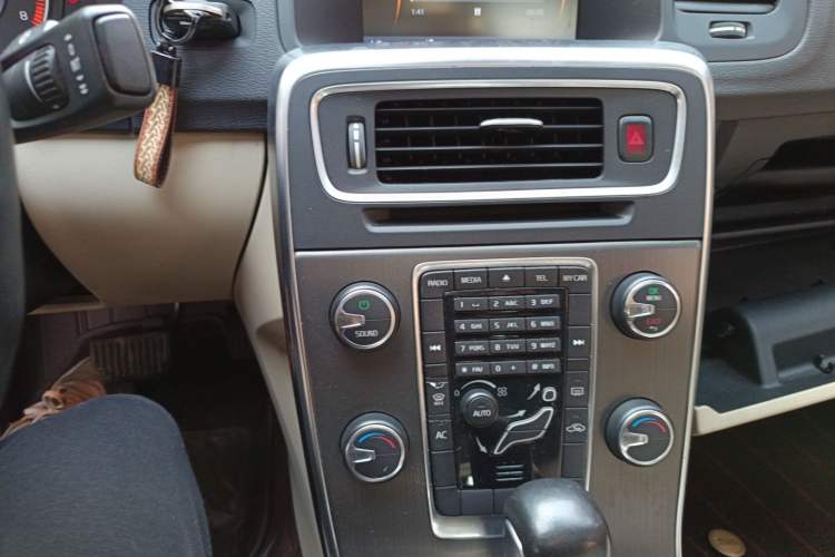 Used Volvo S60 2012 1.6T DRIVe Comfort Edition