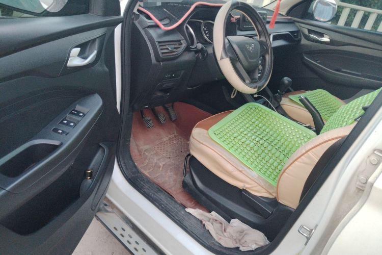 Used Wuling Hongguang S3 2018 1.5L Manual Standard Version China V Standard Driver Seat