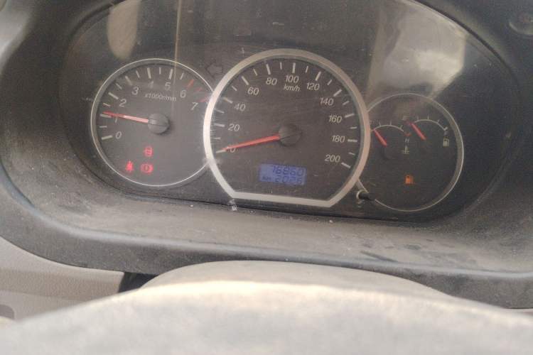 Used Wuling Hongguang 2010 1.2L Comfort Edition China IV Odometer Close Up