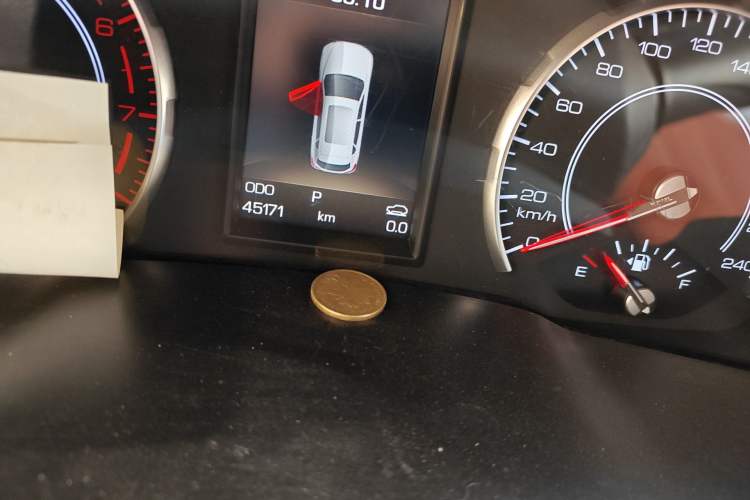 Used Haval H2s 2018 Red-Label 1.5T Dual-Clutch Luxury Model Odometer Close Up