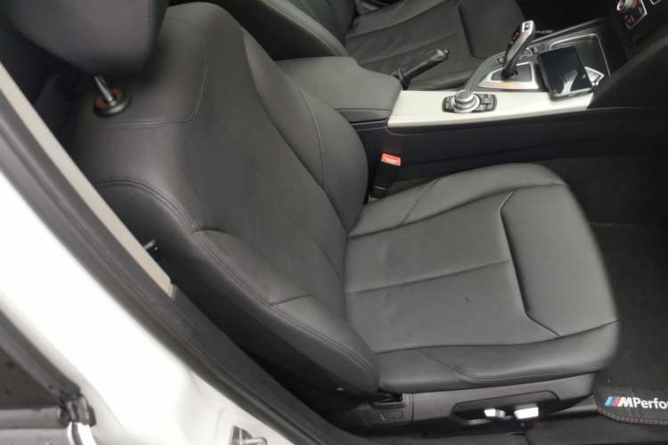 Used BMW 3 Series 2016 320i Fashion Model