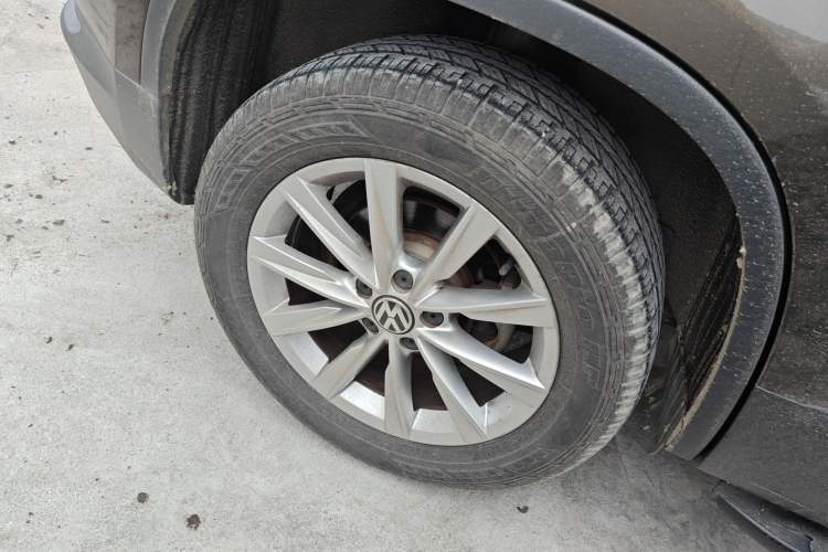 Used Volkswagen Tiguan L 2016 300TSI Automatic Two-Wheel Drive Comfort Edition