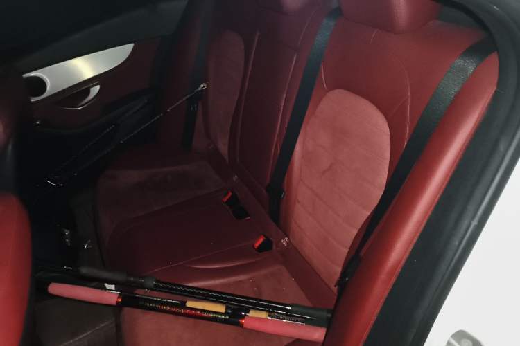 Used Mercedes-Benz C-Class 2017 Restyled C 200 Sport Edition Interior 4