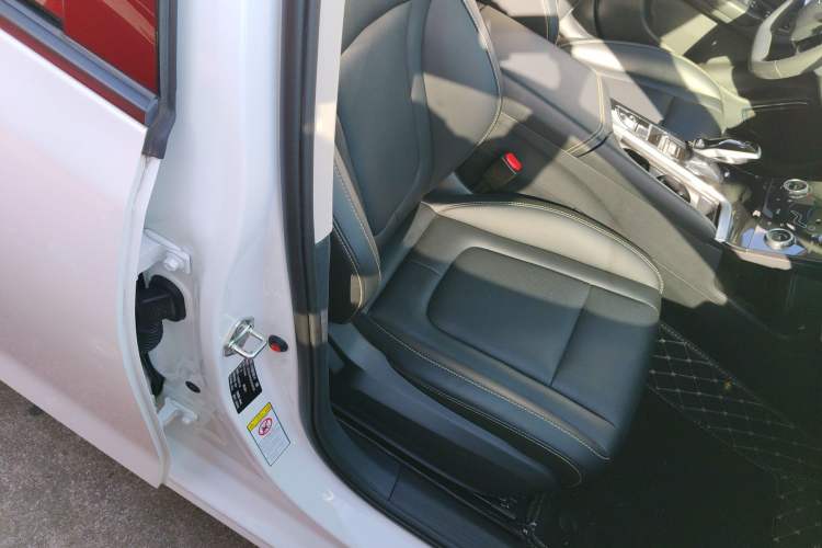 Used Bestune B70 2022 Third Generation 1.5T Automatic Premium Edition
