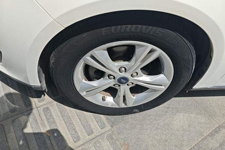 Used Ford Focus 2017 Sedan 1.6L Automatic Comfort Plus SmartDrive Edition
