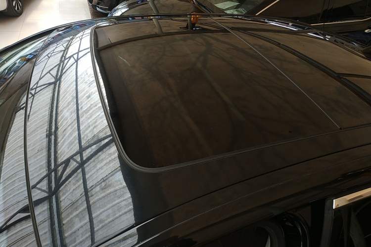 Used BMW 5 Series 2022 Second Facelift 530Li Luxury Edition Premium Package Roof