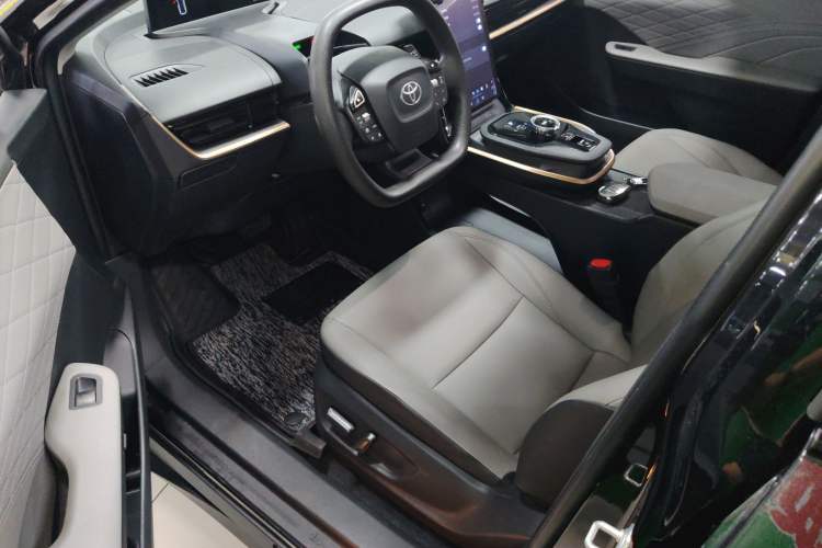 Used Toyota bZ3 2024 517 km Elite PRO