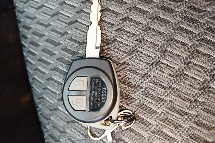 Used Suzuki Jimny 2015 1.3 AT JLX Vehicle Key