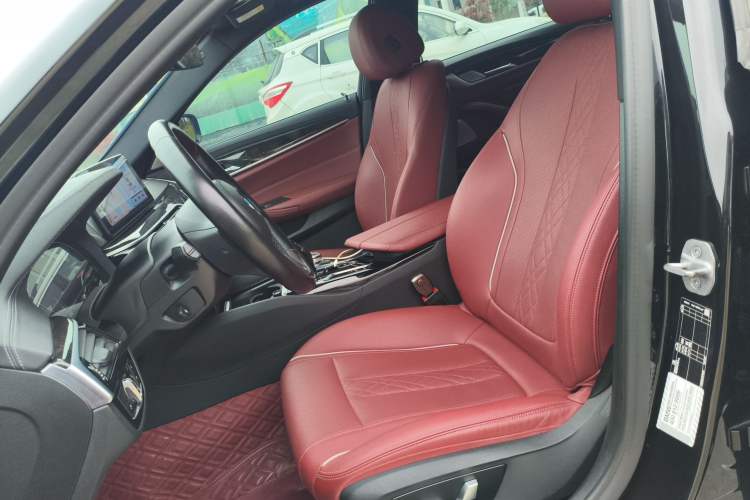 Used BMW 5 Series 2022 Restyled 525Li M Sport Package
