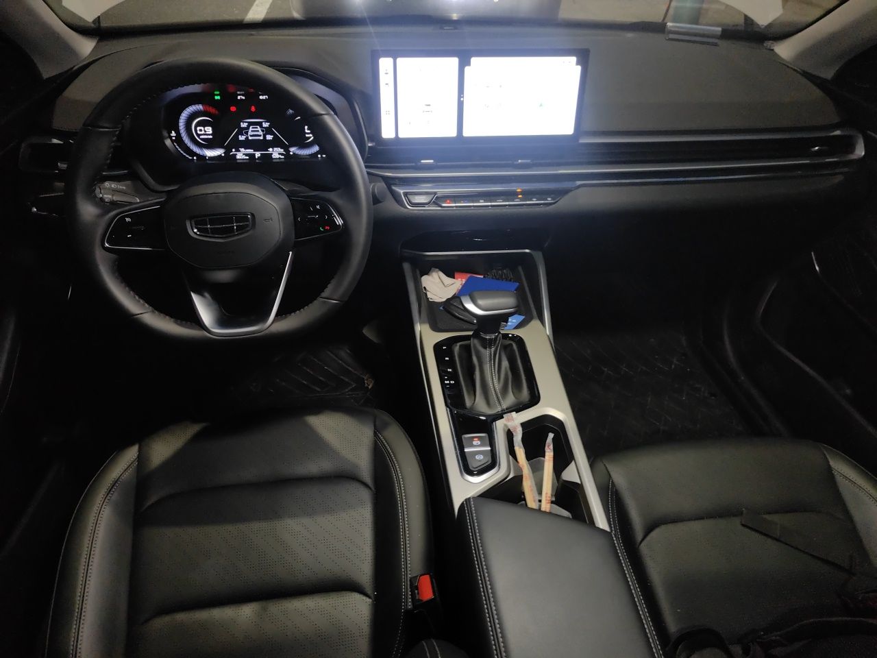 Geely Auto Emgrand 2023 4th Generation Champion Edition 1.5L CVT Prestige Model — снимка 9