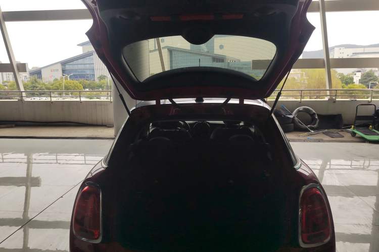 Used MINI MINI 2018 1.5T COOPER Artist Five-Door Edition