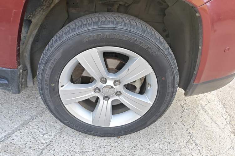 Used Jeep Compass 2014 Revised Version 2.0L Two-Wheel Drive Entry-Level Edition