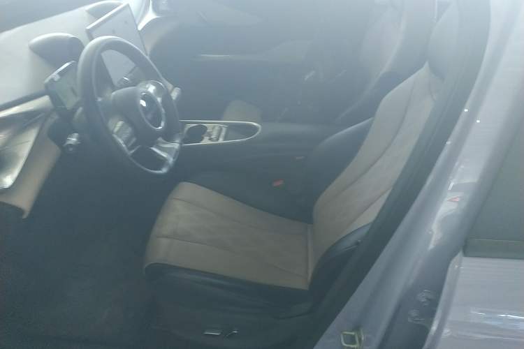 Used BYD Dolphin 2023 420 km Free Version
