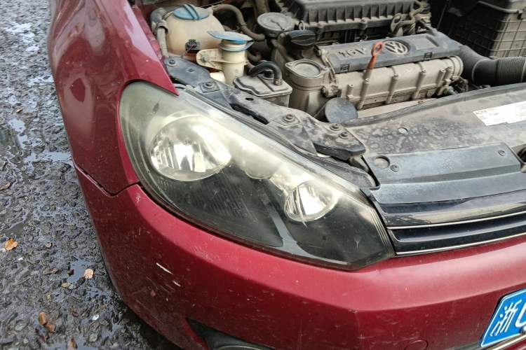 Used Volkswagen Golf 2012 1.6L Automatic Comfort Model Right Front Headlight