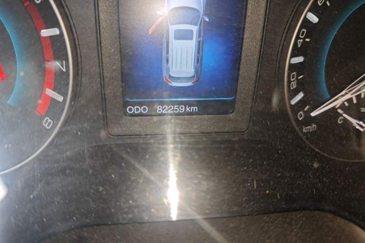 Used Haval H2 2016 Red-Label 1.5T Manual Two-Wheel Drive Luxury Model