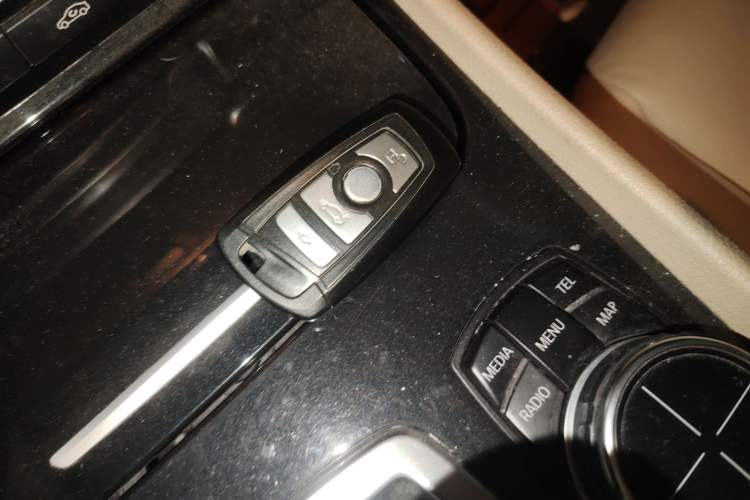 Used BMW 5 Series GT 2013 535i Elegant Edition
