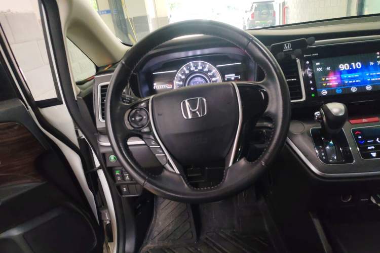 Used Honda Elysion 2016 2.4L Classic Edition Steering Wheel