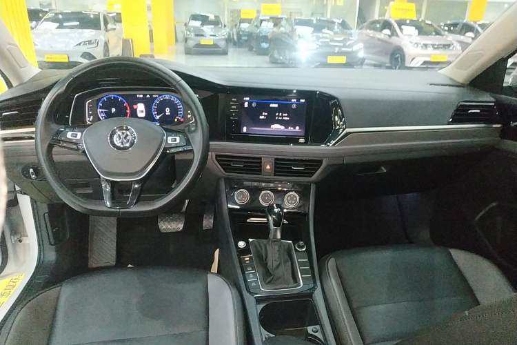 Used Volkswagen Sagitar 2022 280TSI DSG Flyover Edition
