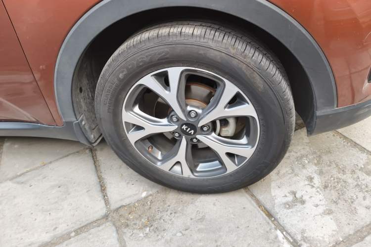 Used Kia KX3 2017 1.6L Automatic Aoya Version Right Front Wheel Hub