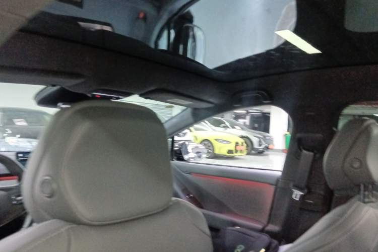 Used XPeng P7+ 2024 Ultra-Long Range Max Headliner