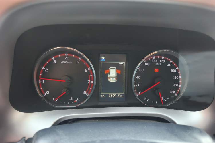 Used Toyota RAV4 2019 2.0L CVT Two-Wheel Drive Fashion X Limited Edition China V Standard
