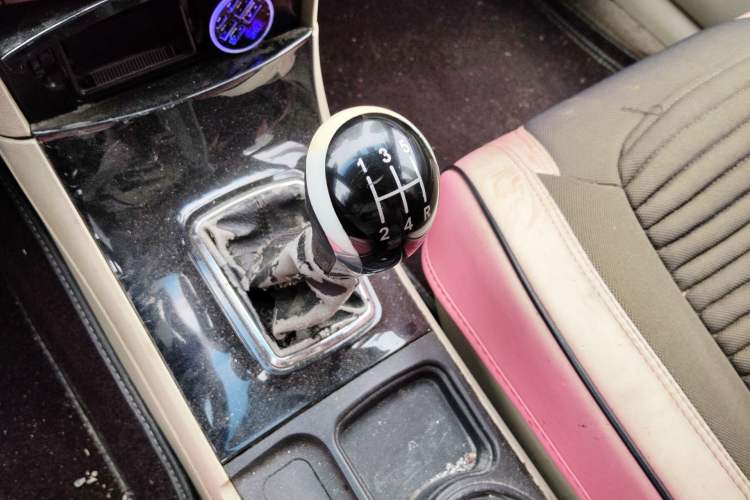 Used Geely Auto GC7 2013 1.5L Manual Luxury Model Gear Lever