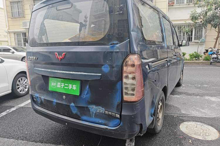 Used Wuling Rongguang V 2015 1.2L Base Version Rear Right 45 Deg
