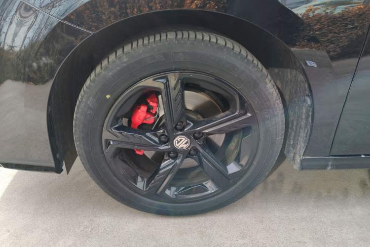 Used MG 5 Scorpio 2022 1.5T Trophy Sport Luxurious Edition
