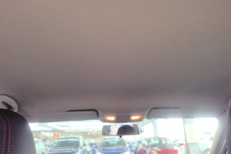 Used Volkswagen Lamando 2015 230TSI DSG Fashion Edition
