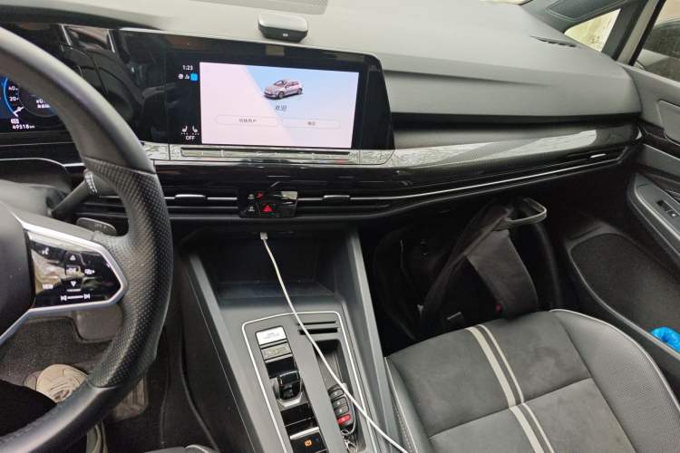 Used Volkswagen Golf 2021 280TSI DSG R-Line
