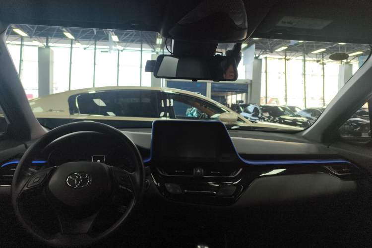 Used Toyota C-HR 2020 2.0L Leading Edition