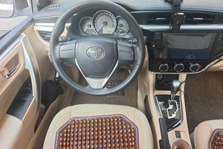Used Toyota Corolla 2014 1.6L CVT GL Steering Wheel