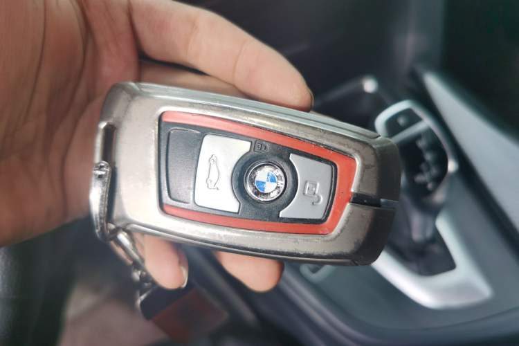 Used BMW 3 Series 2013 320i Sport Edition
